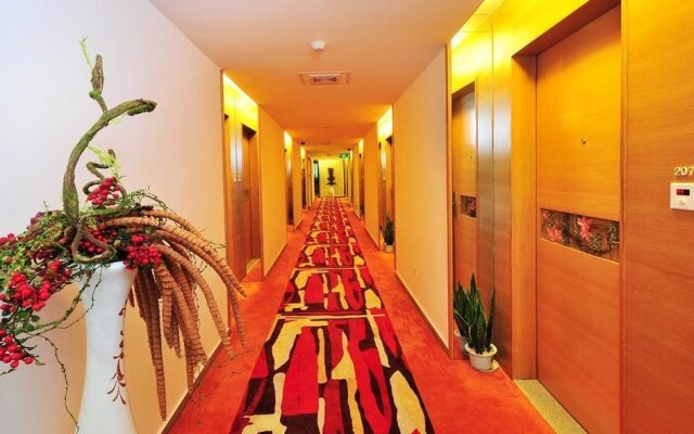Huayu Runzhu Hotel