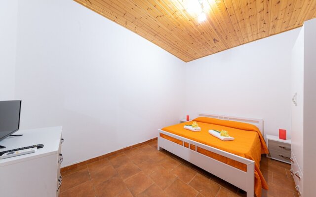 XXV Novembre apartments