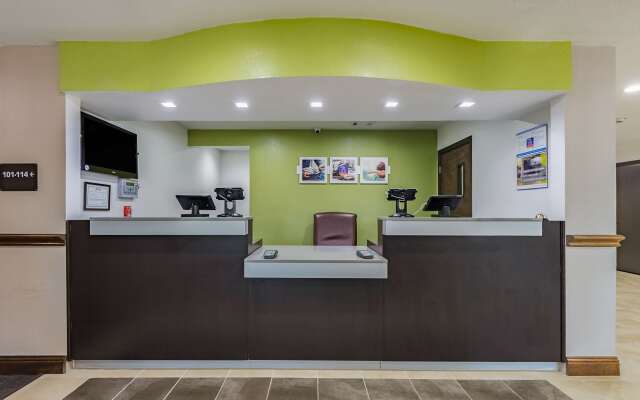 Studio 6 Plano, TX