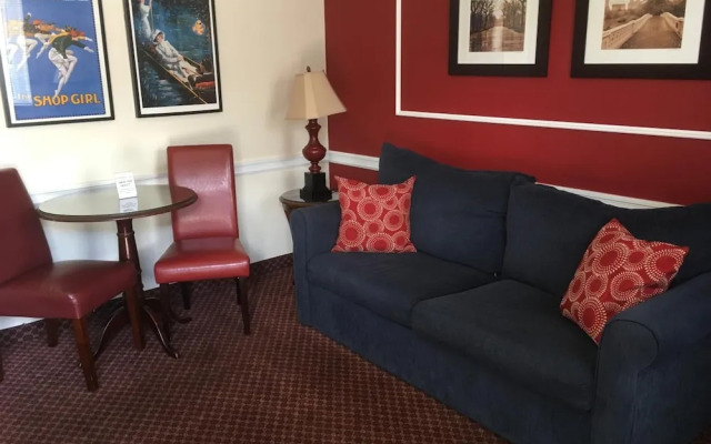 Whitman Motor Lodge