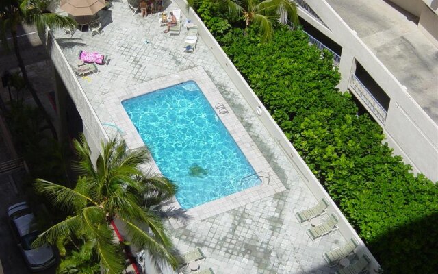 Unipack at Waikiki Park Heights