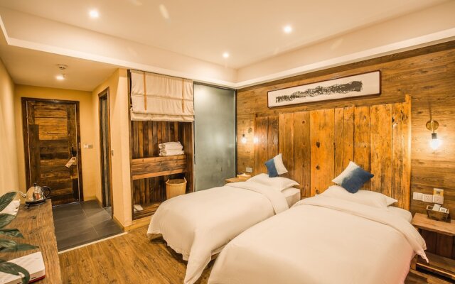 Floral Hotel Qiannan Mulanfang