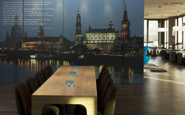 Motel One Dresden - Palaisplatz