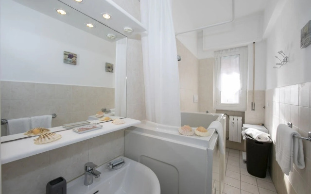 Bilo Lungomare 80mt from sea