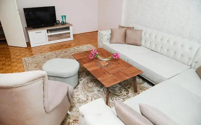 Mir apartment