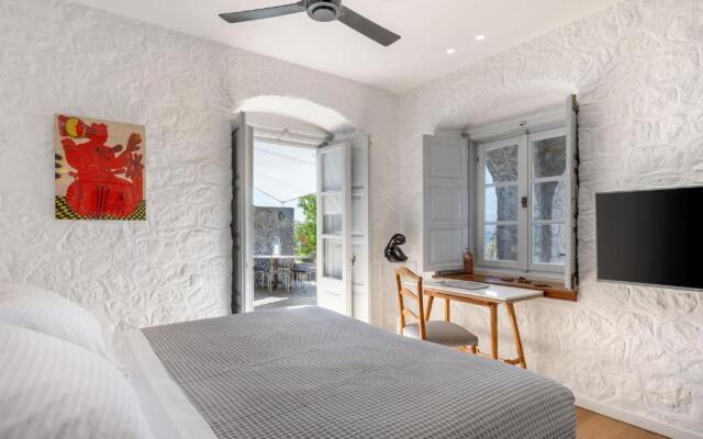 Onos Residence