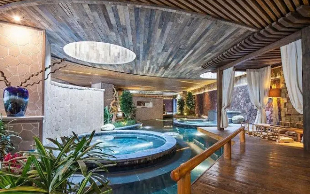 Ramada By Wyndham Guergou