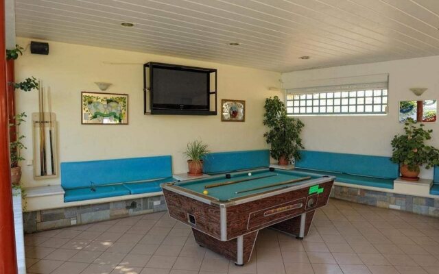 Melissa Apartments, Studios & Suites