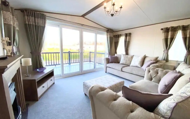 Inviting 3-bed Lodge Tattershall Lakes, Lincoln