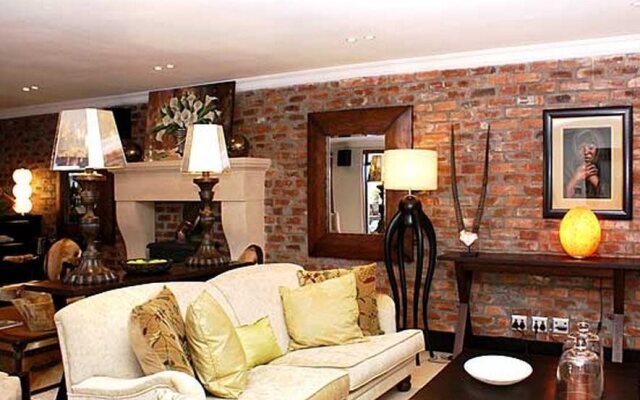 SW1 Luxury Guest Retreat