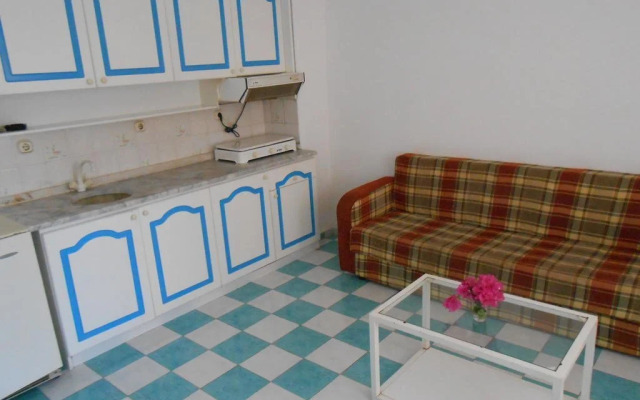 Camelia Apartments