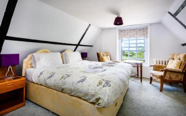 Mangreen Country House
