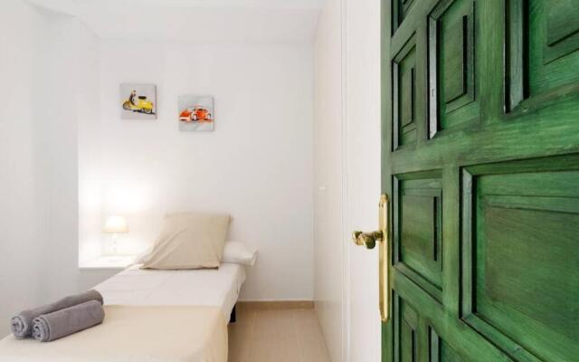 Casita En Pedregalejo Con Terraza 19B