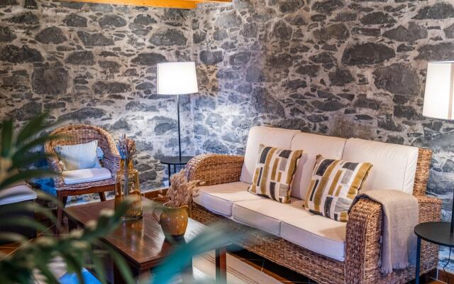 Rainbow Cottage by Madeira Sun Travel