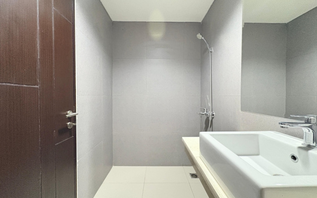 Classic Comfortable Studio At Apartment Patraland Amarta