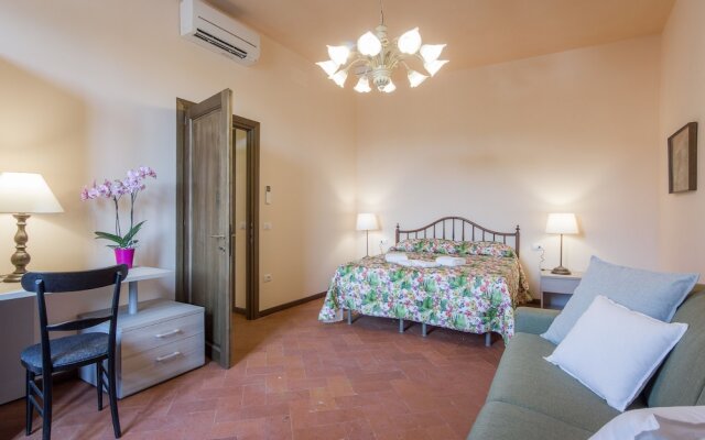 House in Florence Red