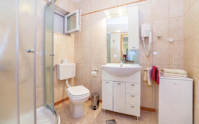 Nice Home in Dramalj With Wifi and 1 Bedrooms