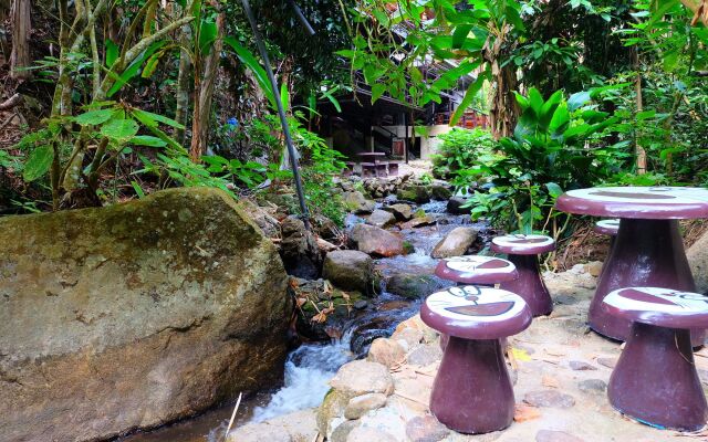 Huan Himnam Homestay