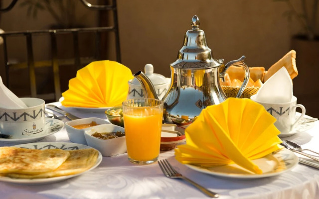 Riad Signature