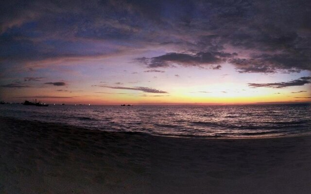 Tommys Beach House