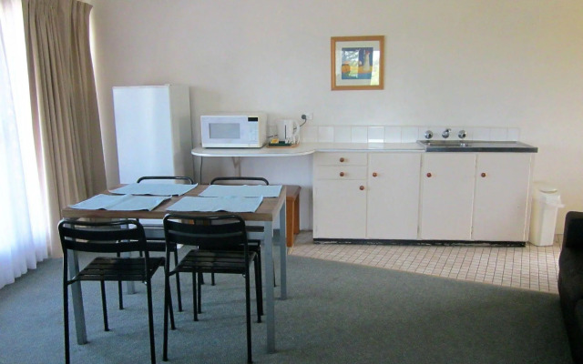 Mollymook Motel