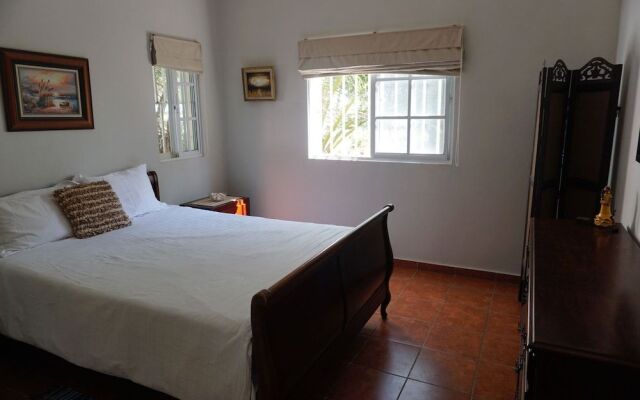 Baoba Breeze Bed & Breakfast