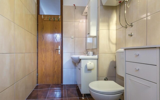 Stunning Home in Ploce With Wifi and 2 Bedrooms