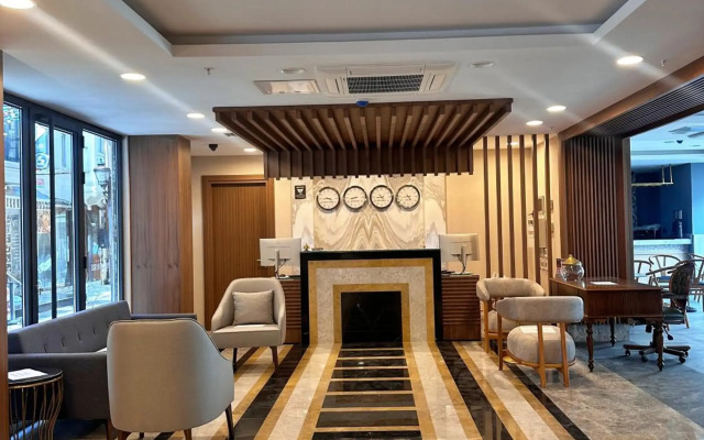 Hotel Sapphire