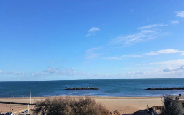 Sunny Villa Stay in Serignan