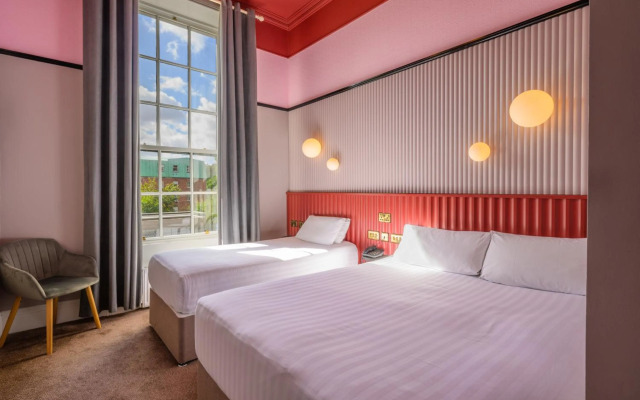 Hotel St. George by Nina