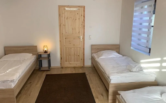 AB Apartment Objekt 122 - Hostel