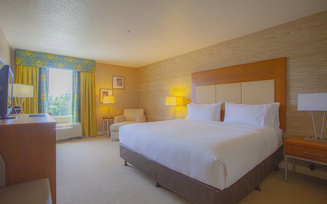 Holiday Inn Express Hotel & Suites The Woodlands