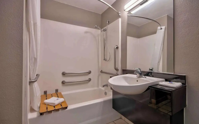 Studio 6 Albuquerque Nm Midtown