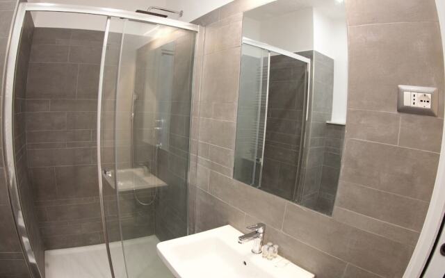 We Love Roma Guesthouse