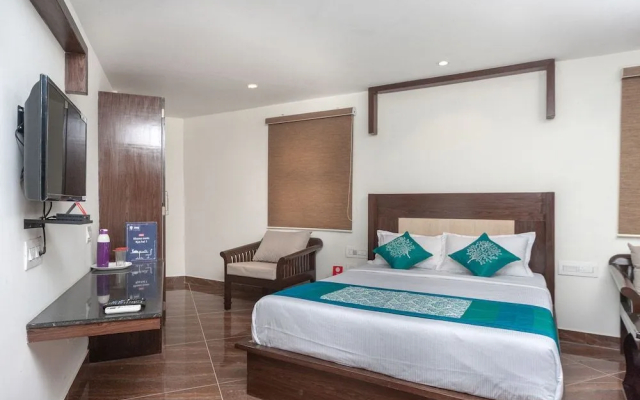 OYO 19487 Hr Residency