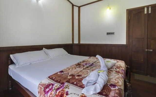 GuestHouser 3 BHK Houseboat 1b08