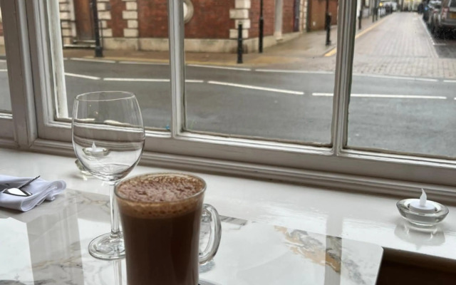The Warwick Arms Hotel