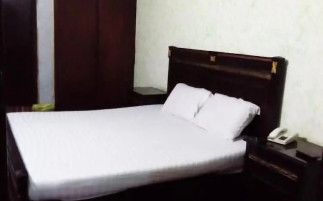 Royal Palace Hotel Lahore