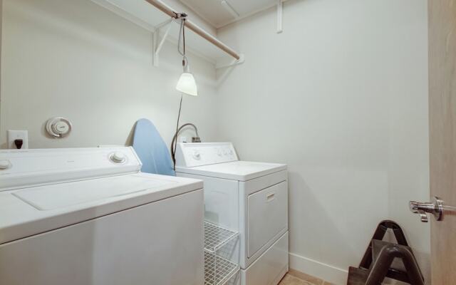 5002 Lynnwood St Duplex Unit A
