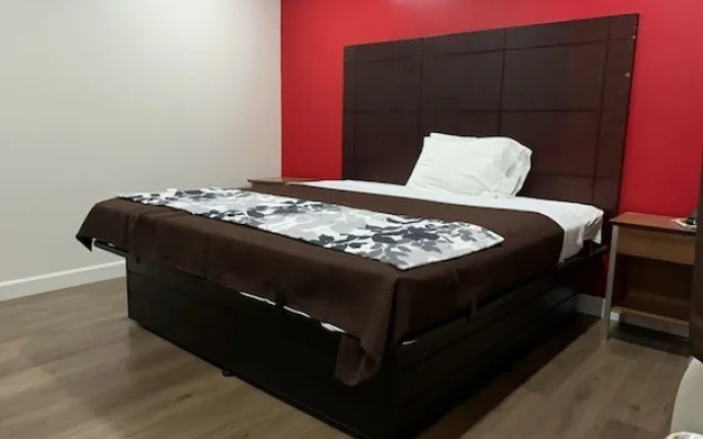 Lindenhurst Motel