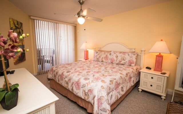Anna Maria Island Club Unit 22