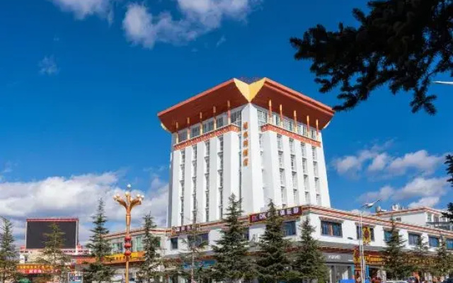 Vienna Hotel (Shangri-La Old Town)