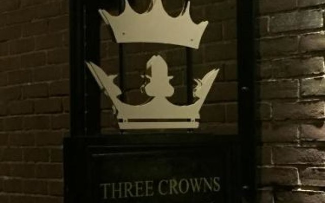 Three Crowns Guest House