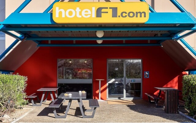 hotelF1 Brétigny-sur-Orge