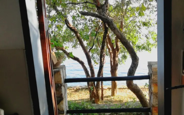 Stunning 1-bed House in Siavonga