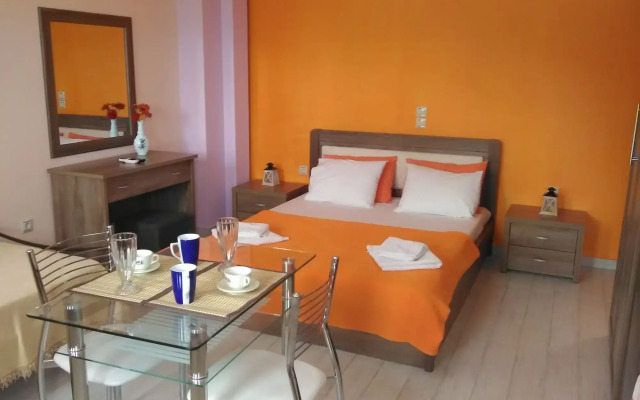 Mikros Gialos Apartments