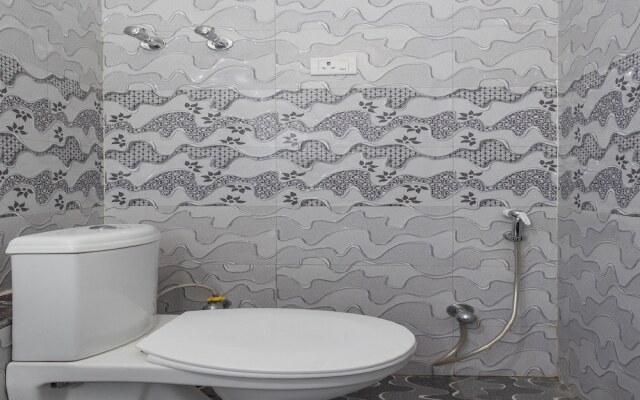 OYO Flagship 13376 Hotel Shri Vilas