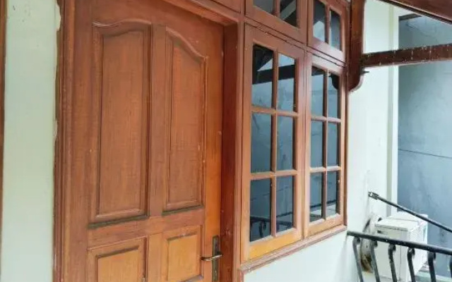 DeKuningan House