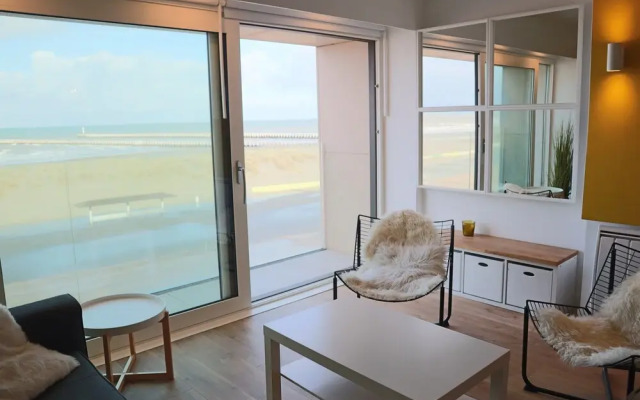 Nieuwpoort Stay w/ Beach Access