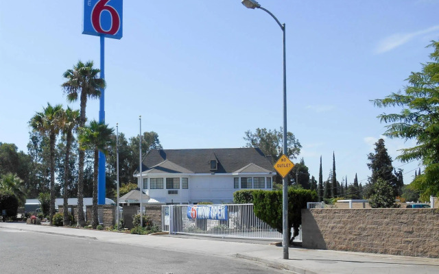 Motel 6 Fresno, CA - Belmont Ave